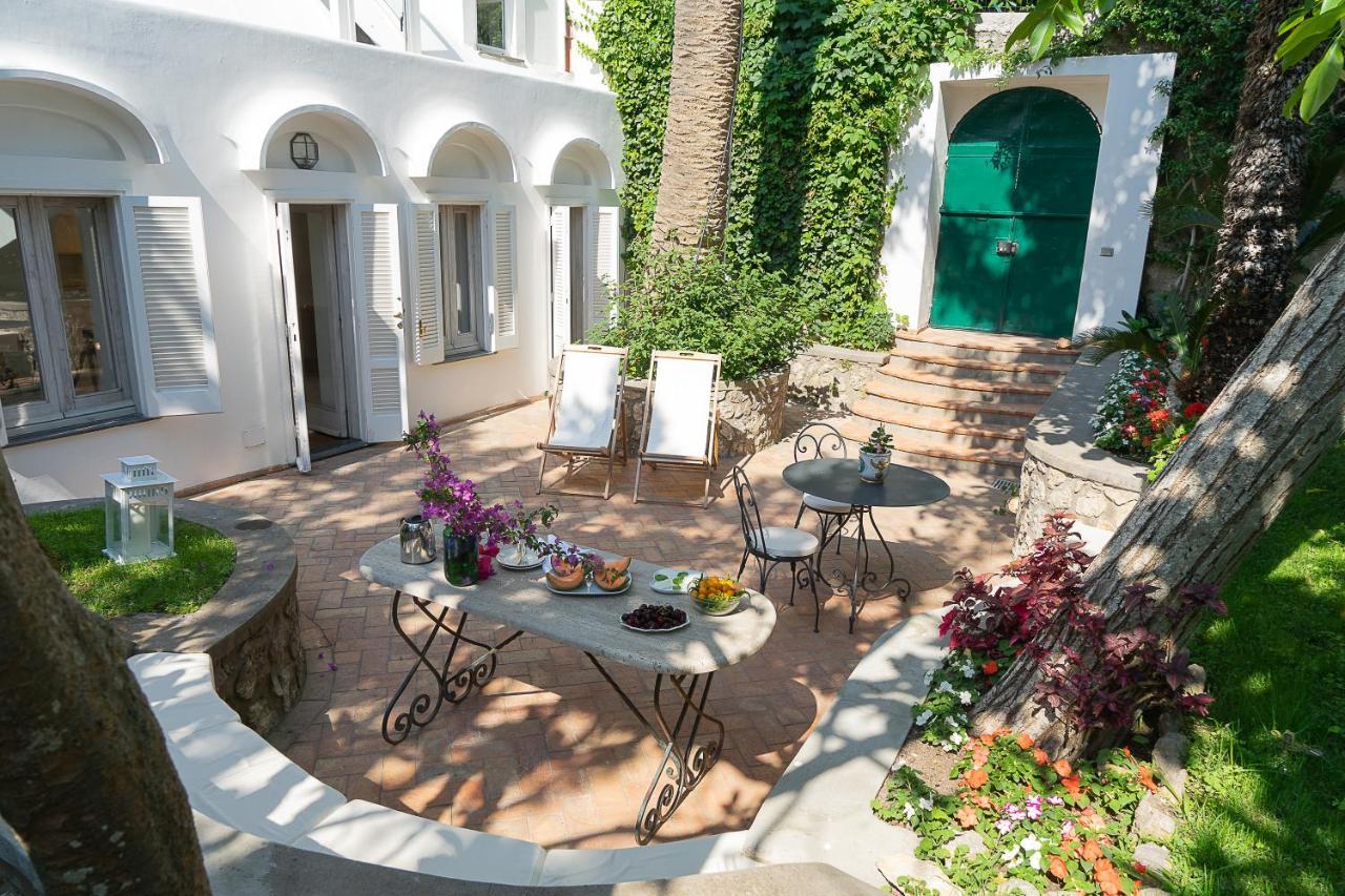 Castello Apartment