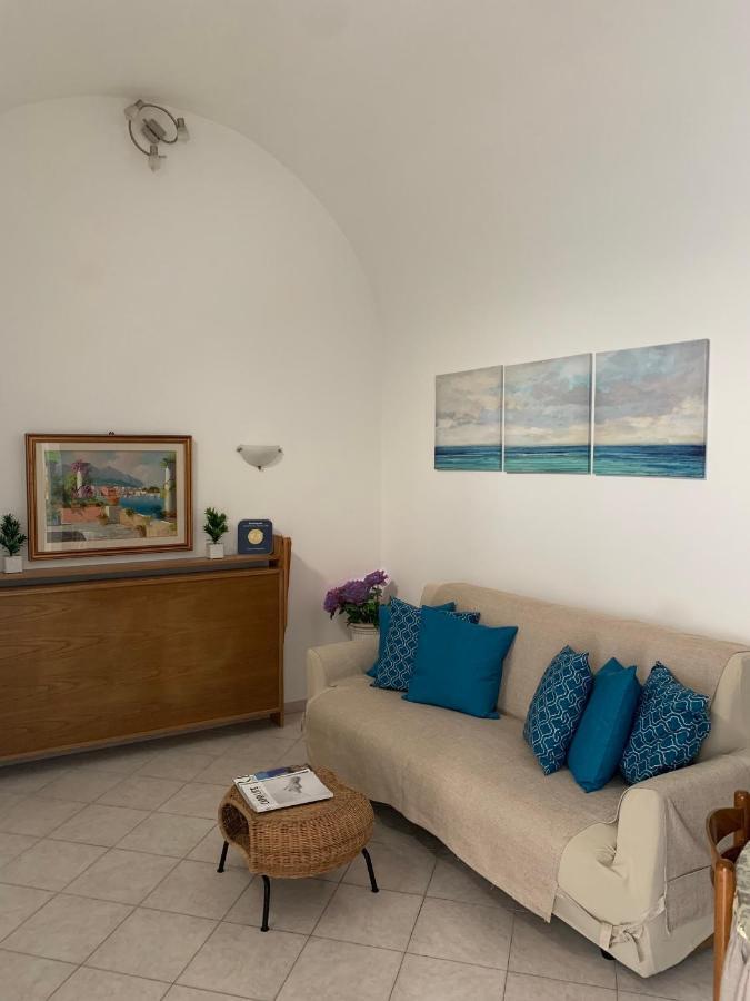 Casa Ilaria - In Piazzetta Apartment Capri