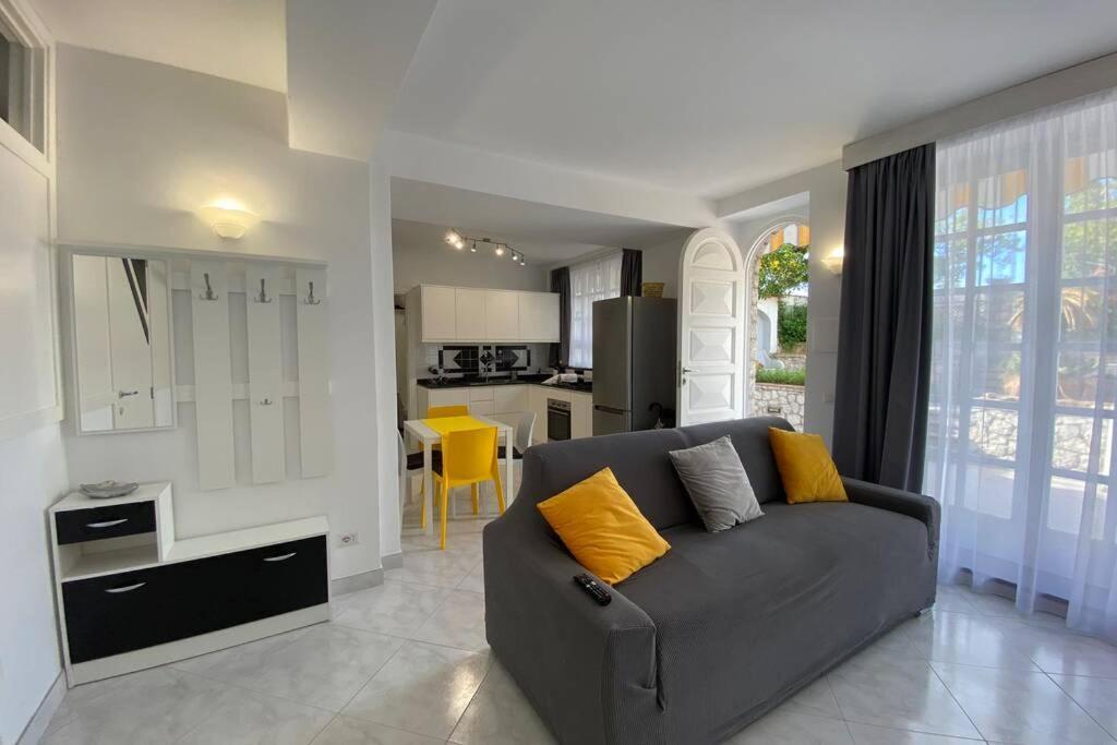 Holiday home I Limoni Capri