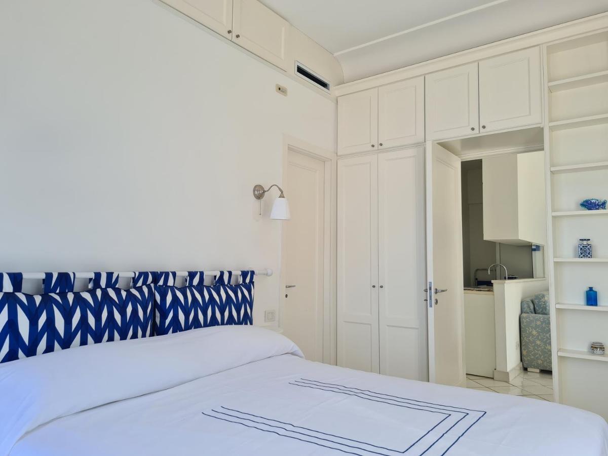 Blu Acquaviva Apartment