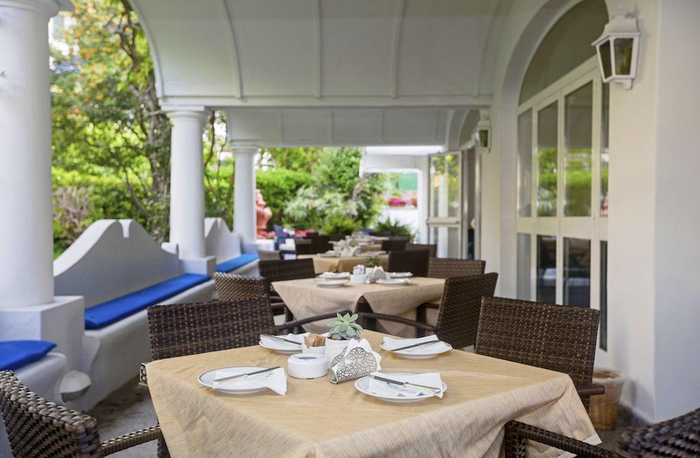 Pazziella Garden &