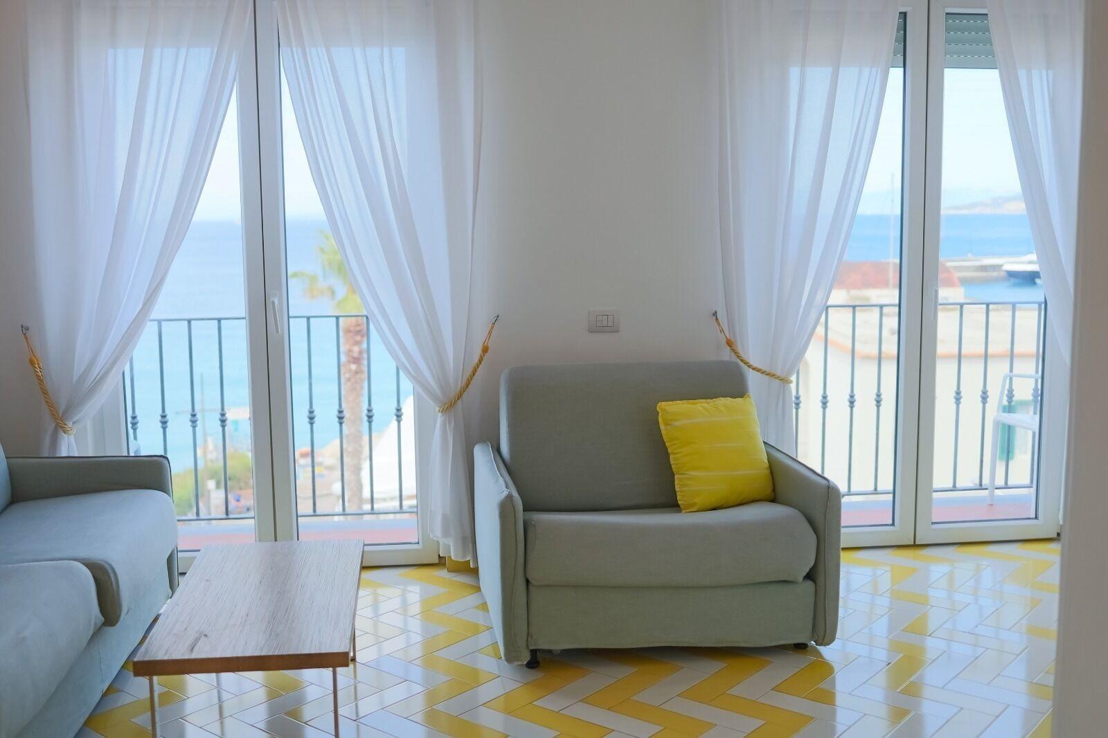 Hotel Relais Maresca Luxury Small & Terrace Restaurant