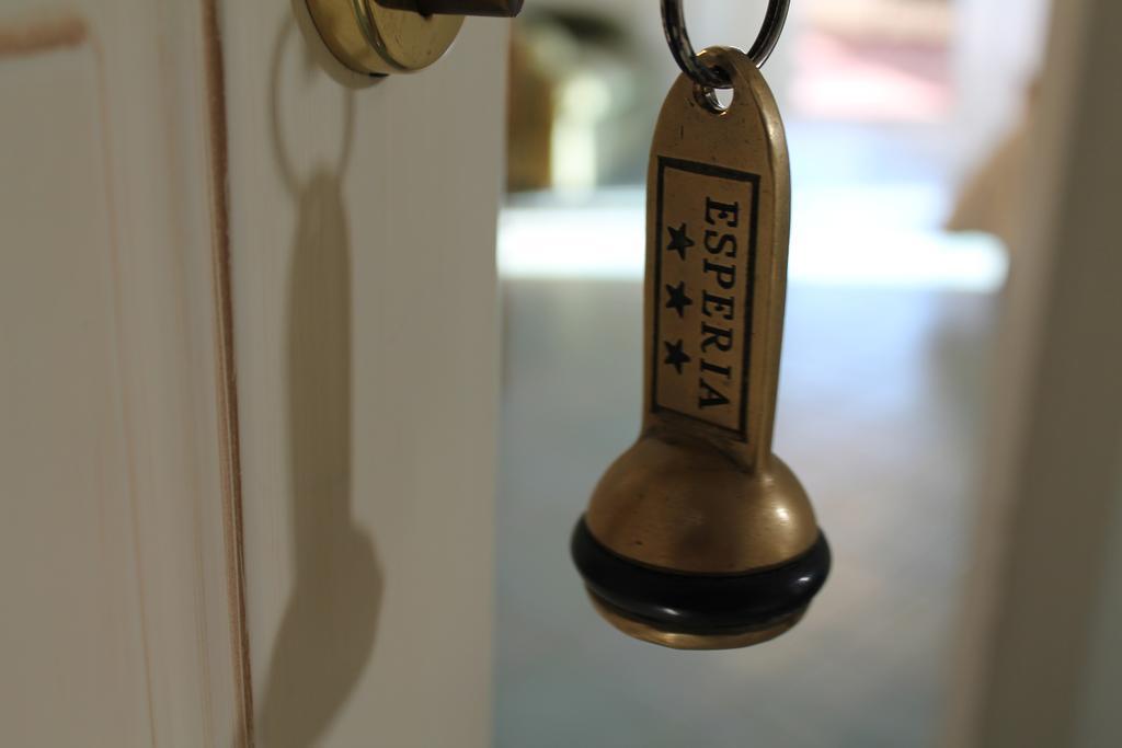 Esperia Hotel 3*