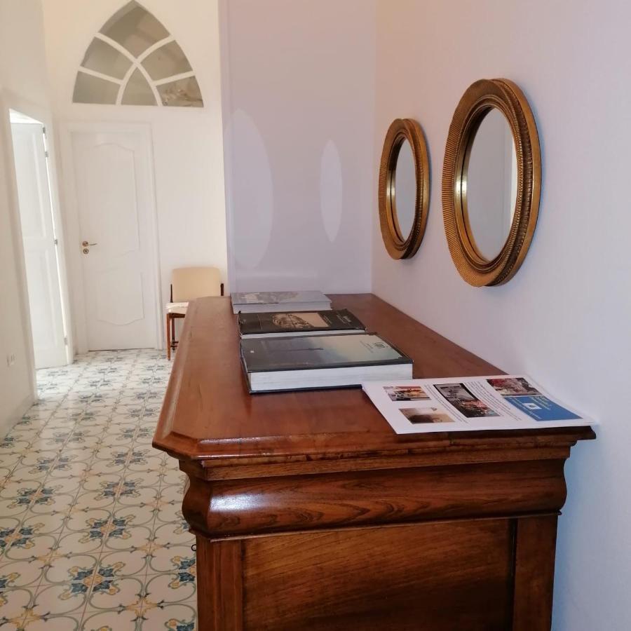 Camerelle 7, Domus Letteraria Apartment *