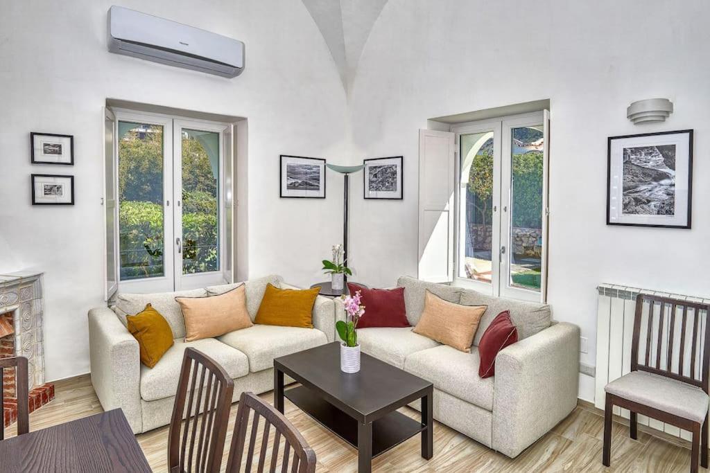 Dentecala 4 Holiday home Capri