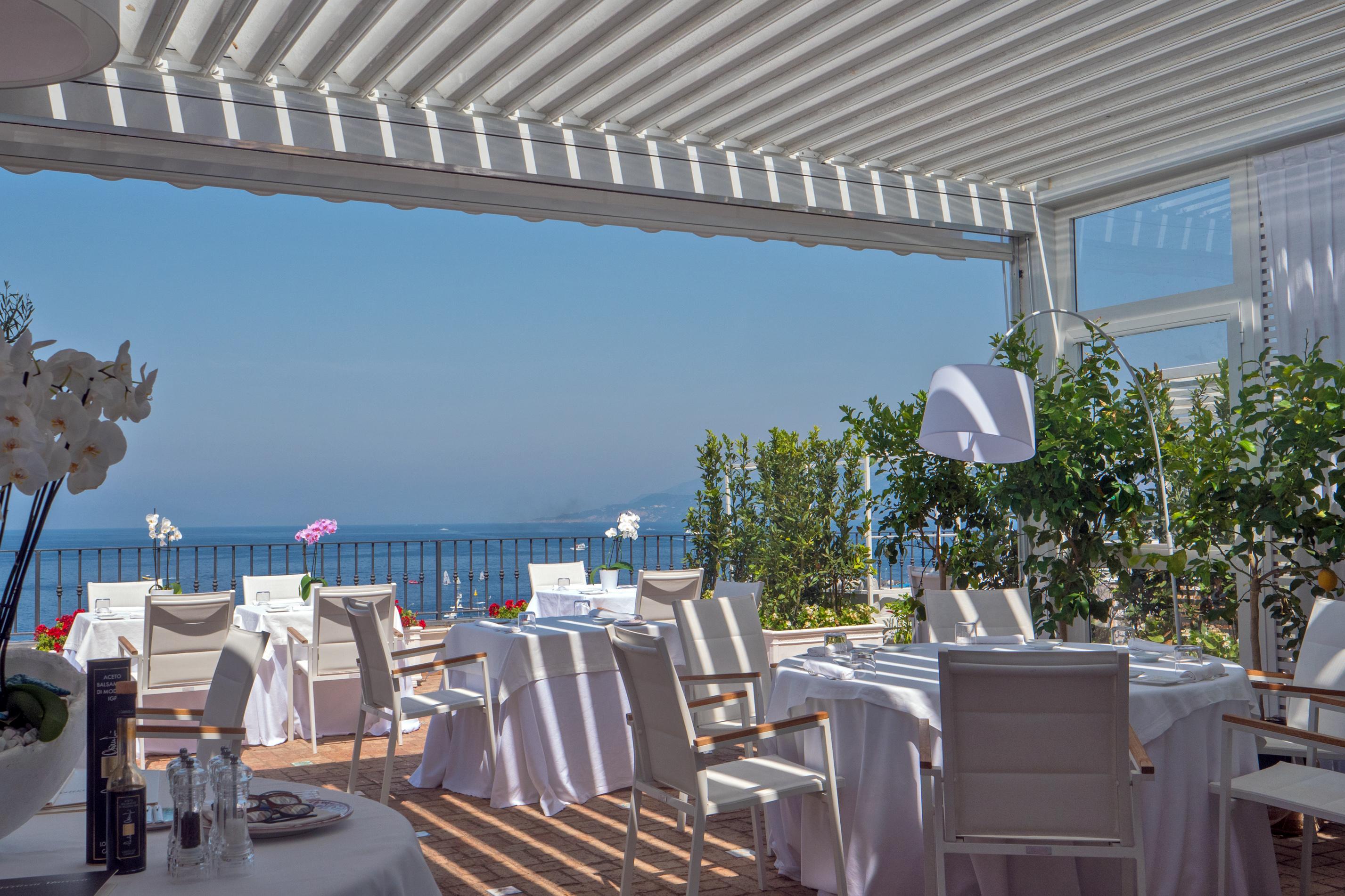 Relais Maresca Luxury Small & Terrace Restaurant 4*
