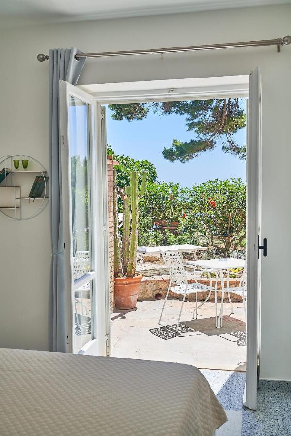 To Be Sea View Bed & Breakfast *