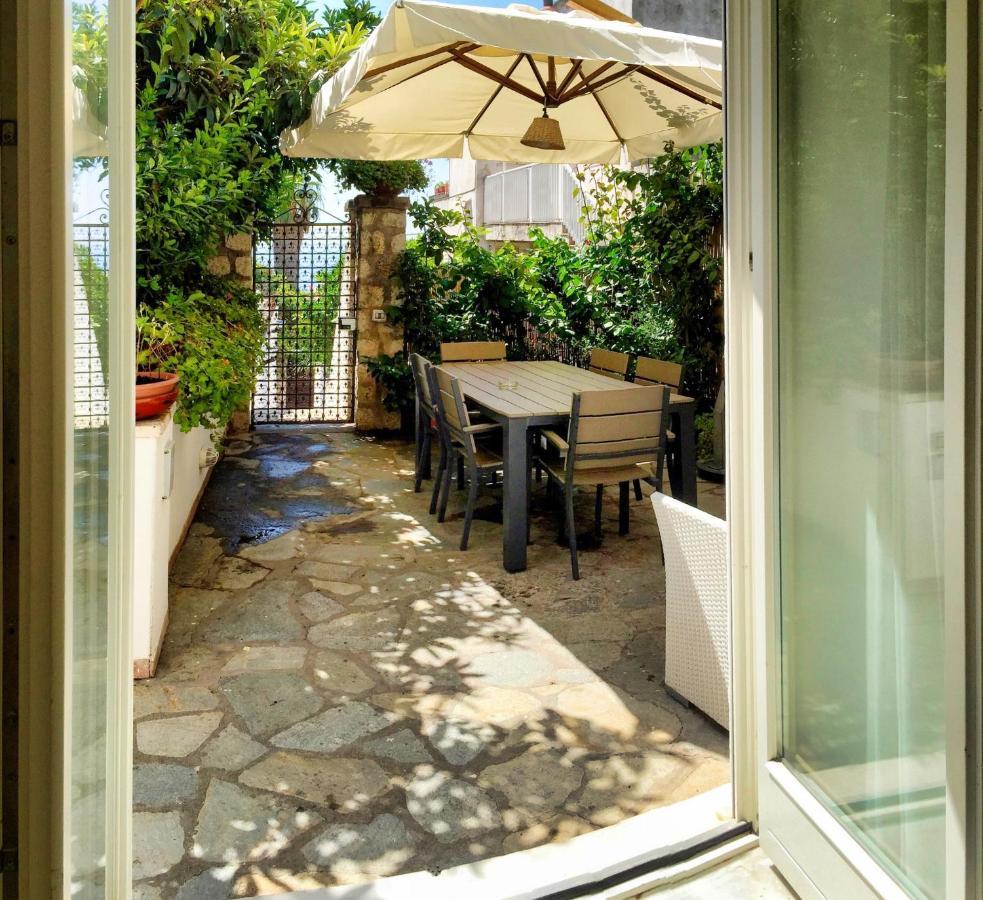 Bed & Breakfast Silia Capri