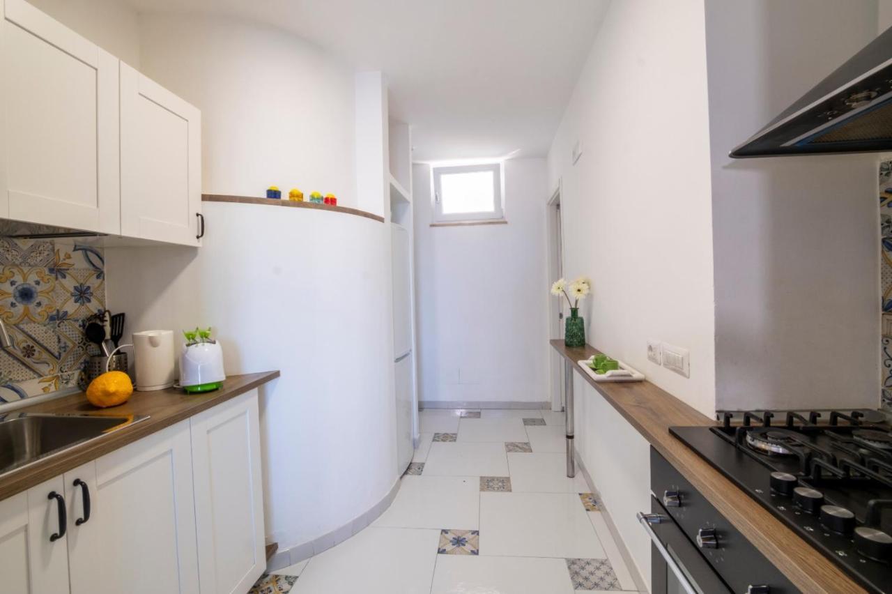 My F Apartment *