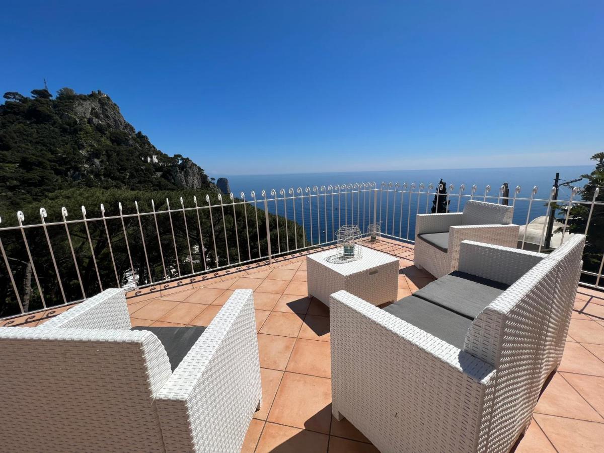 Regina Di - Vista Faraglioni Apartamento