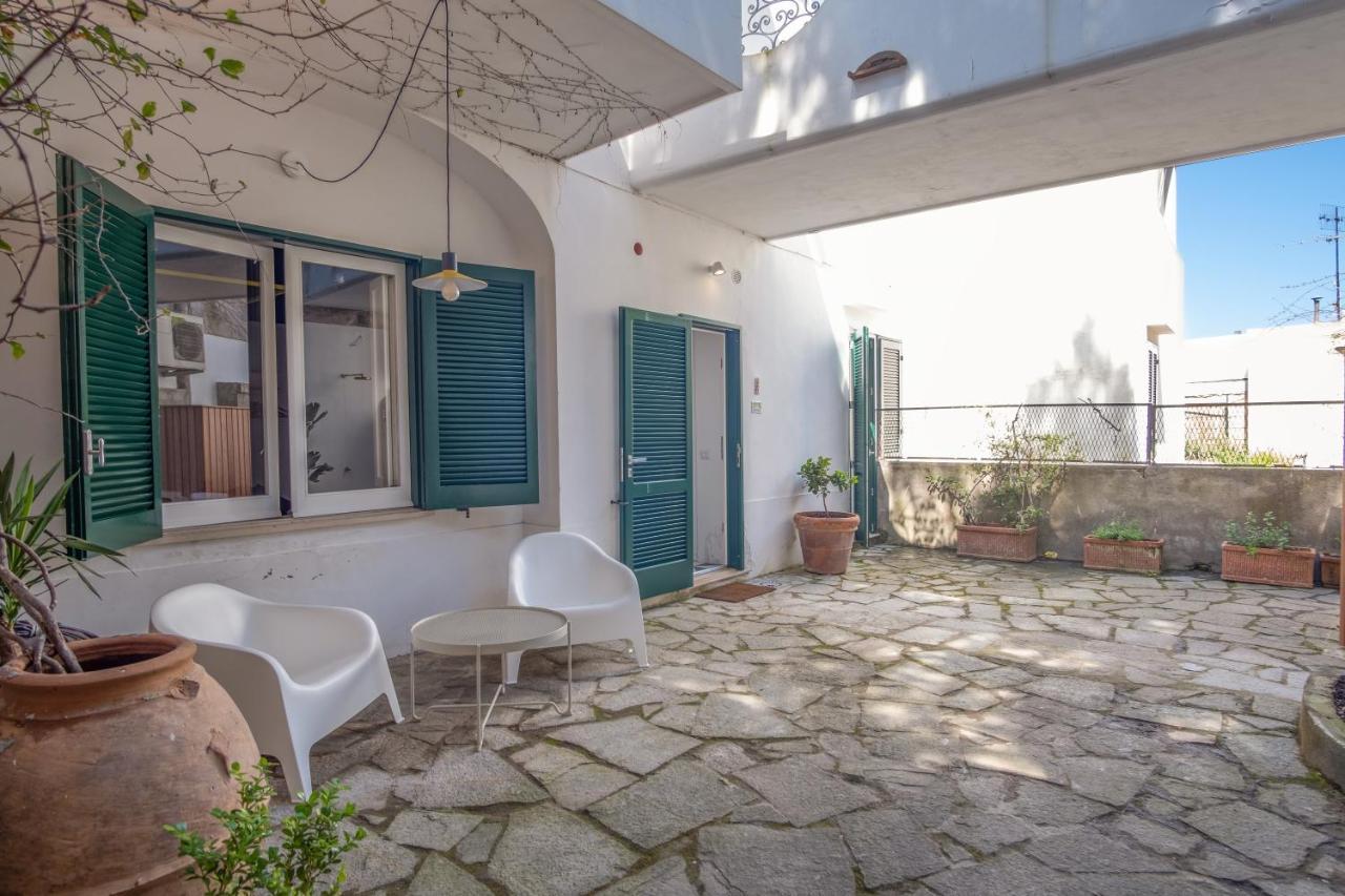 Il Sorriso Di Bri * Capri