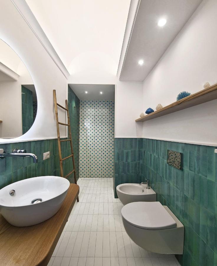 Michela, 2br, 2bt, Amazing Patio, Jacuzzi, Newly Renovated *