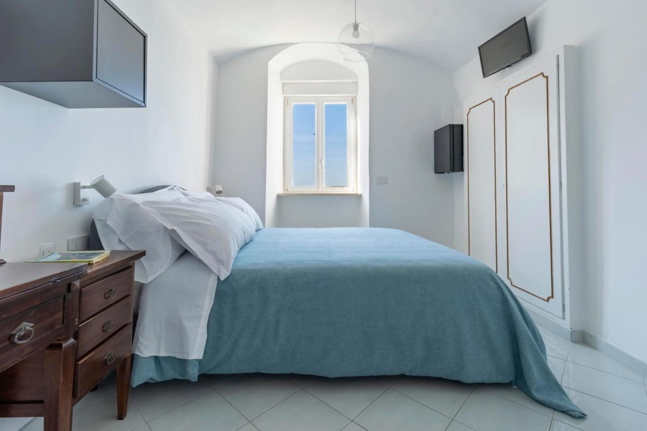 La Prora Capri