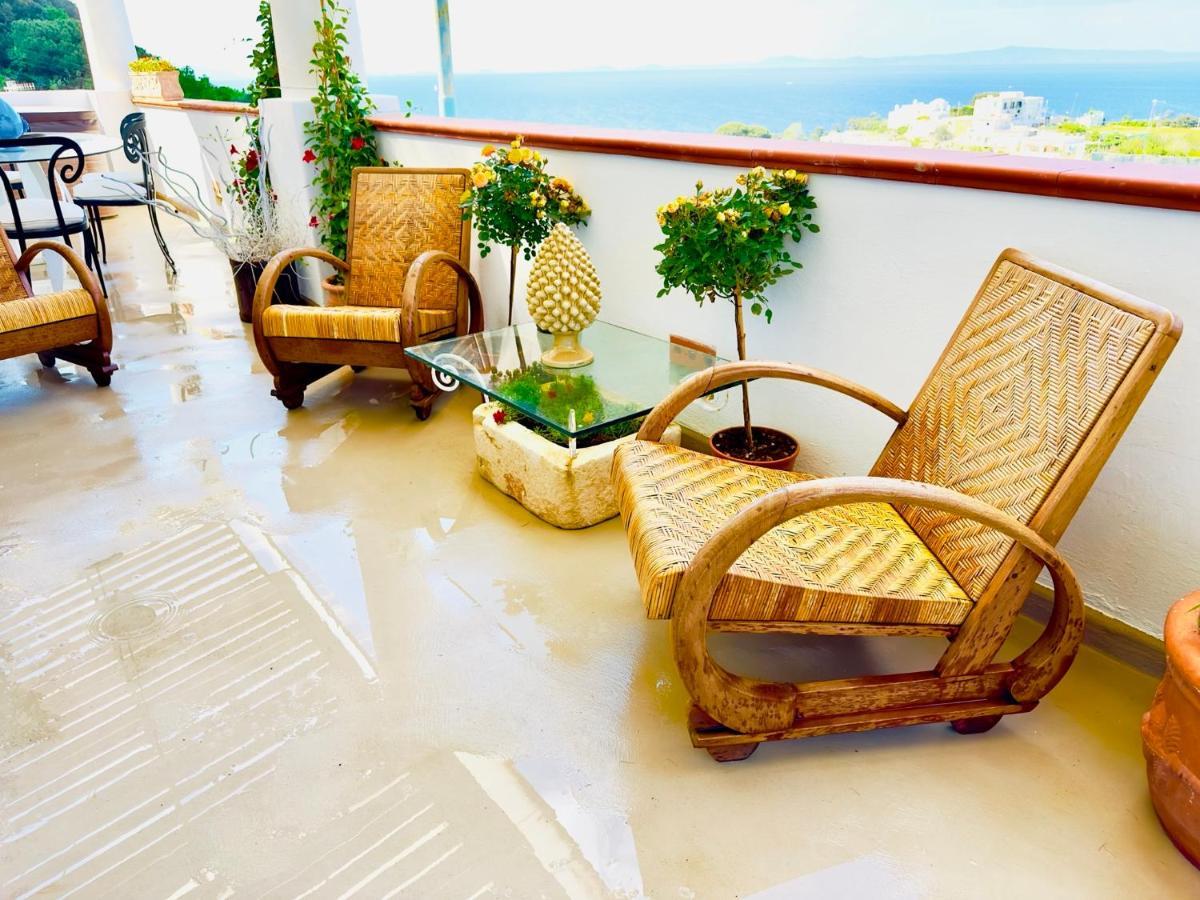 Scala Fenicia 14 By Caprirooms Bed & Breakfast *