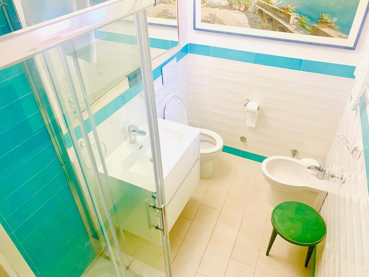 Scala Fenicia 14 By Caprirooms Bed & Breakfast Capri