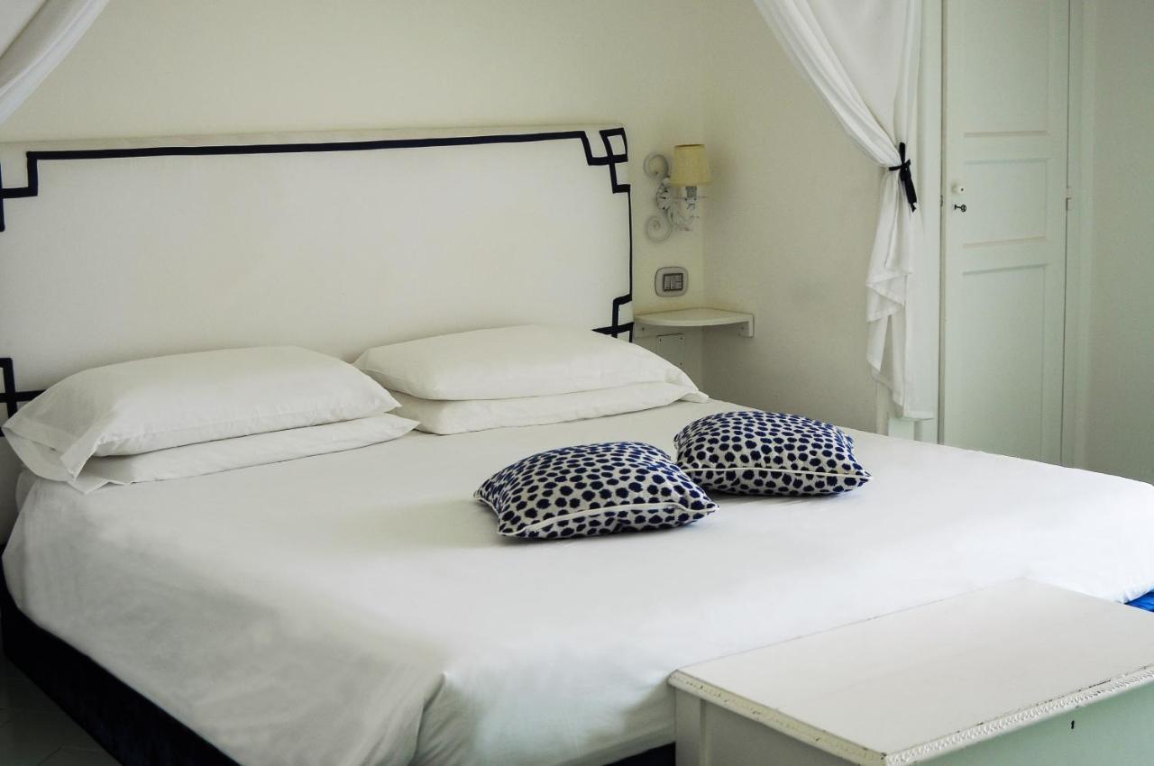 Bed & Breakfast Calypso 2*