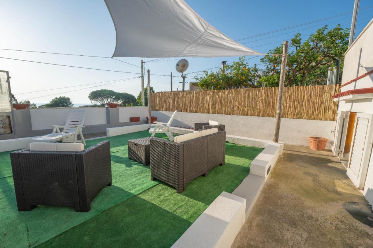 Casa Vacanza La Scogliera Apartment