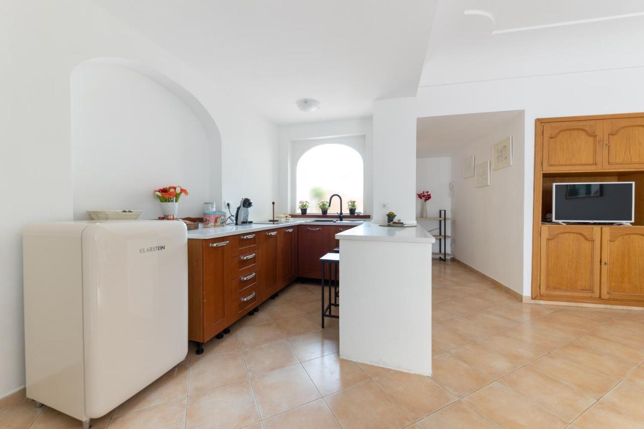 Birago22capri Apartment