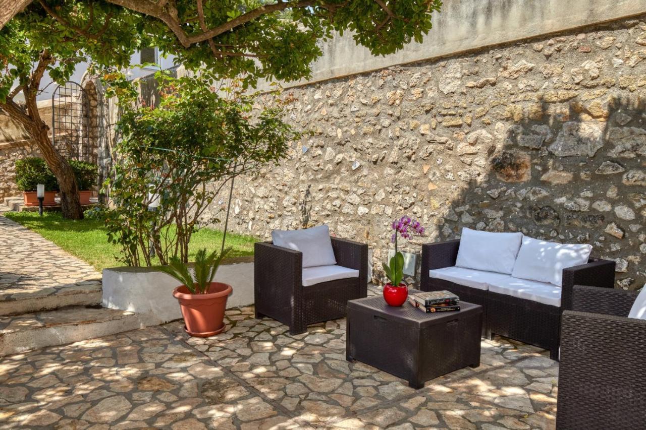 Affittacamere Giardini Luxury