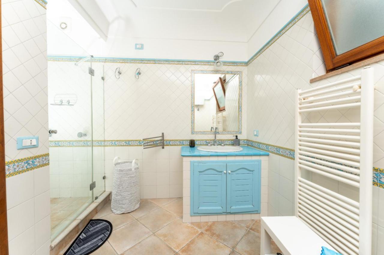 Casa Vacanza La Scogliera Apartment Capri
