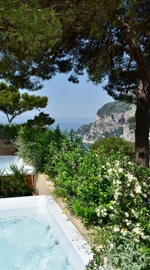 Lia 5* Capri
