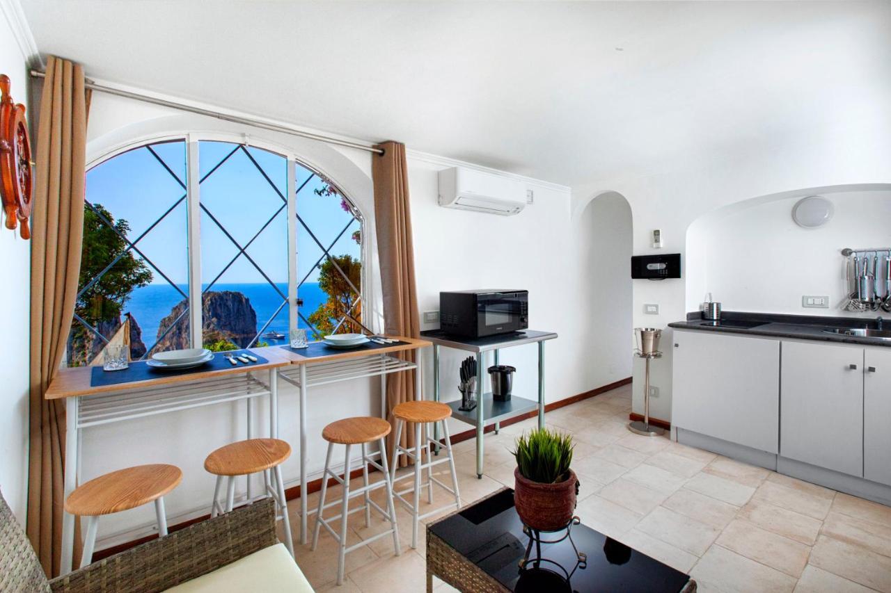 Faraglionensis Monaconehouse * Capri