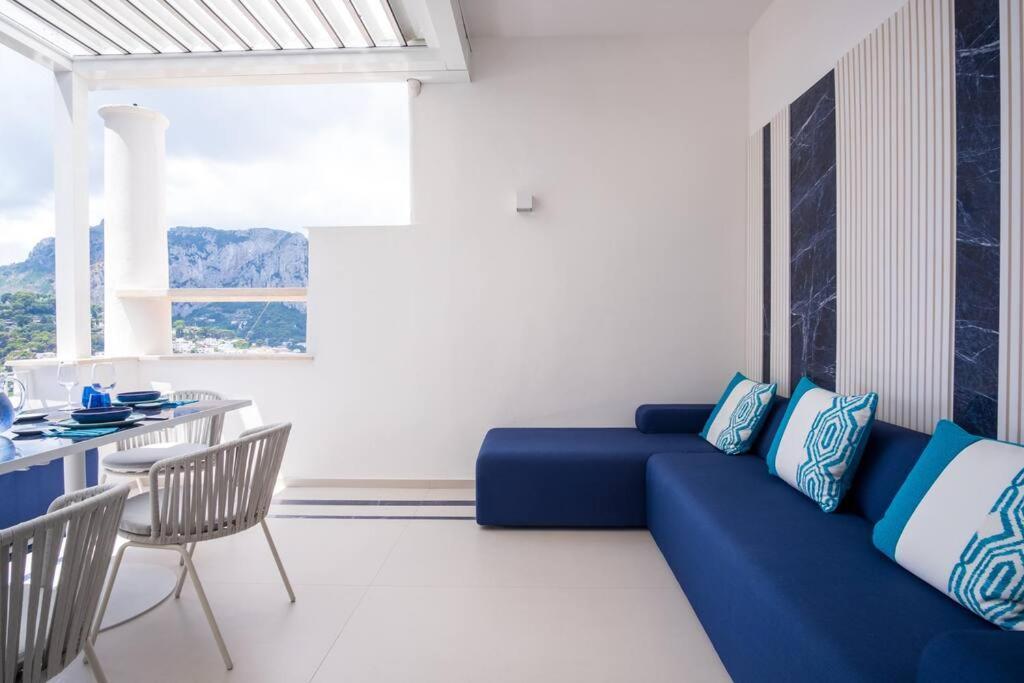 Blue Essence Apartment