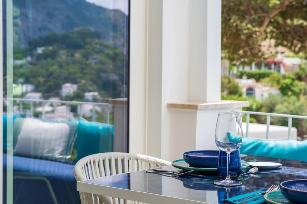 Blue Essence Apartment *
