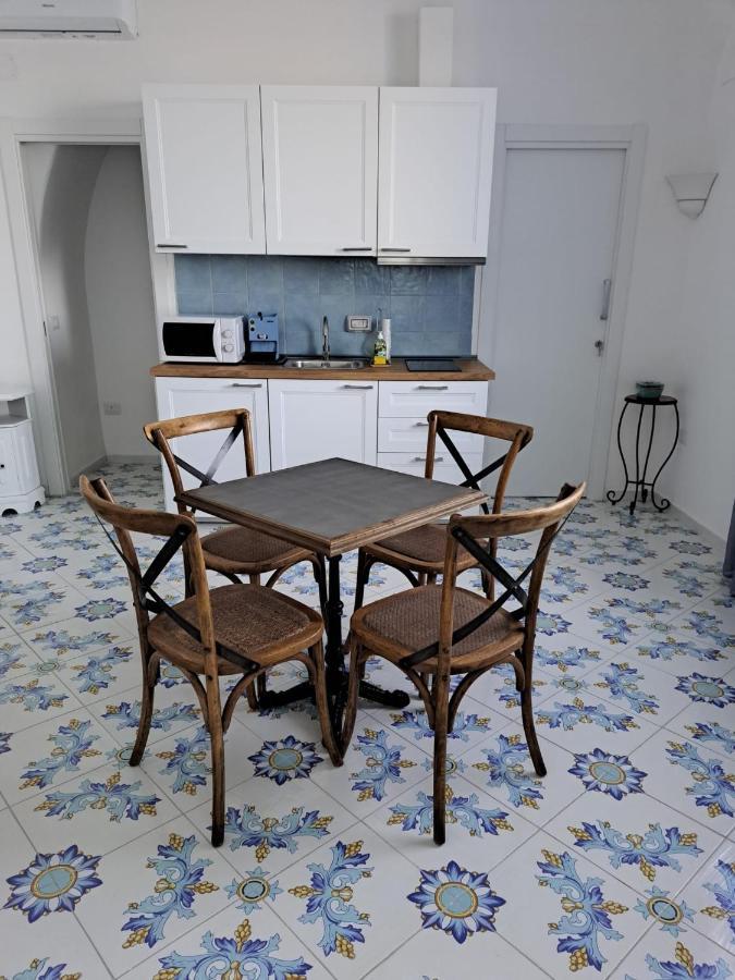Tre Re Via Marina Grande,264 Apartment *