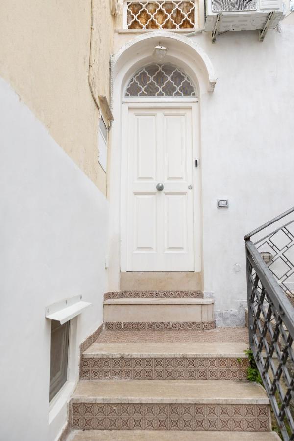 Apartment Vivimihome - A A Pochi Passi Dalla Piazzetta Capri