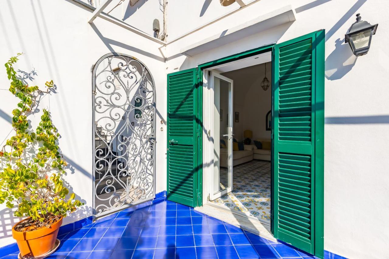 Turquoise By Napoliapartments