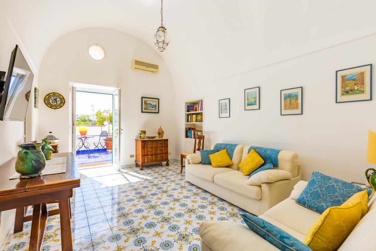 Villa Turquoise By Napoliapartments