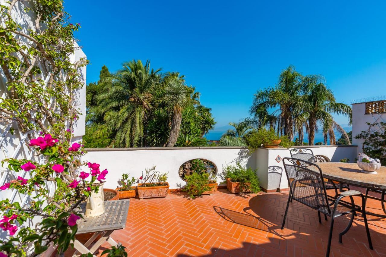 Villa Turquoise By Napoliapartments