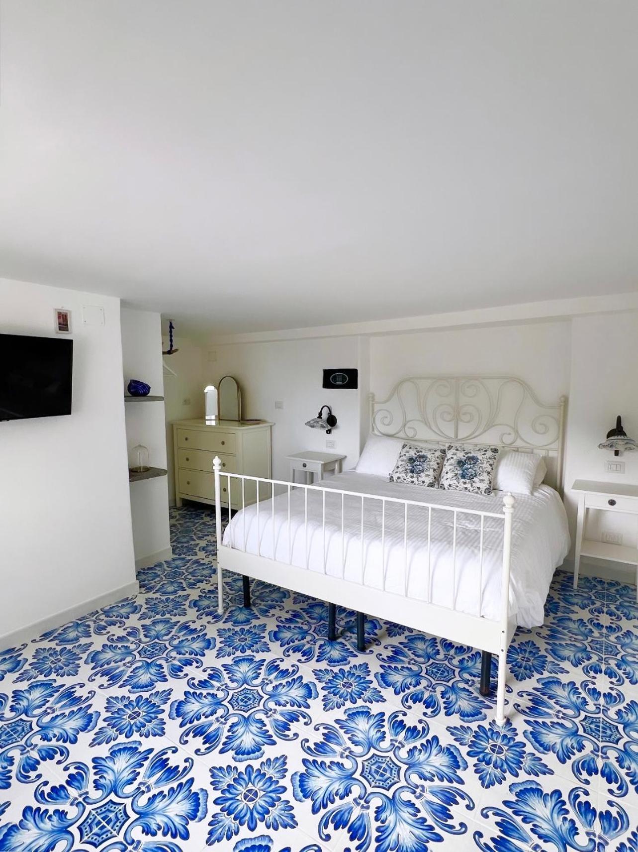 Guest house Carolina 3*