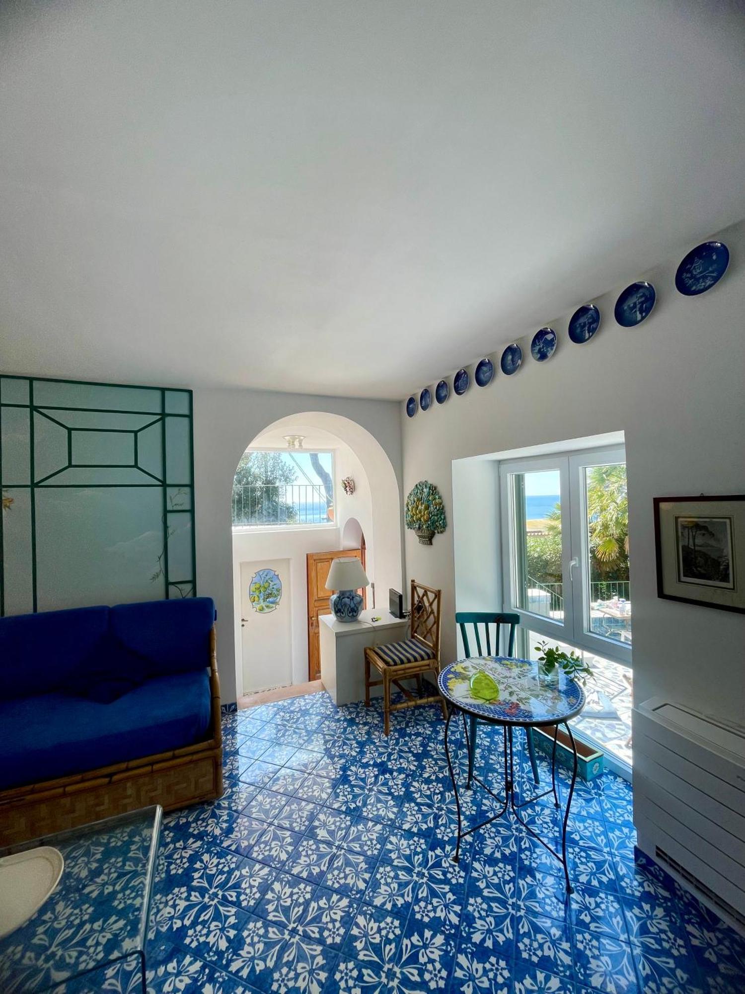 La Cuchina Capri