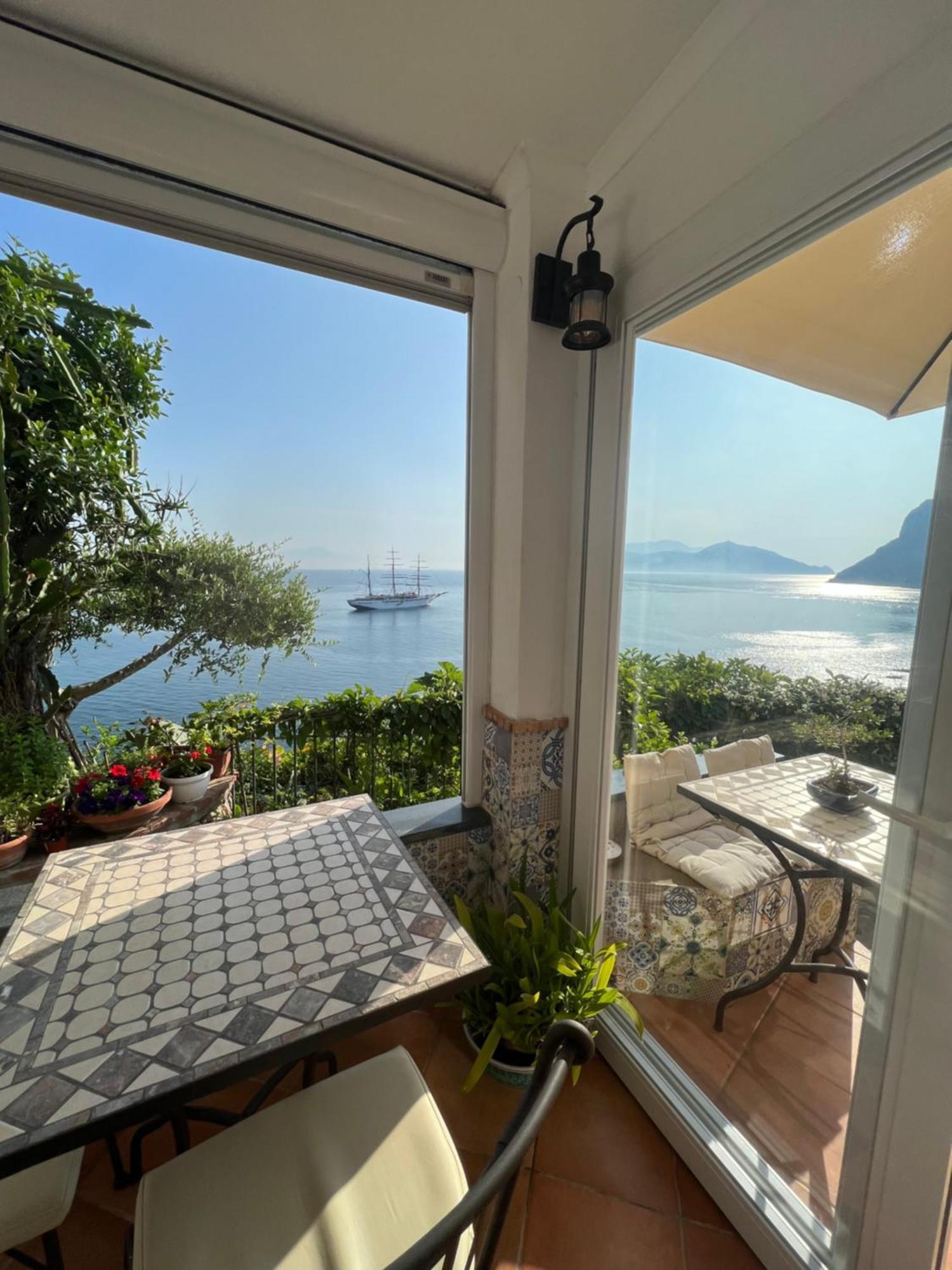 Acomodação com café da manhã  La Terrazza Sul Mare