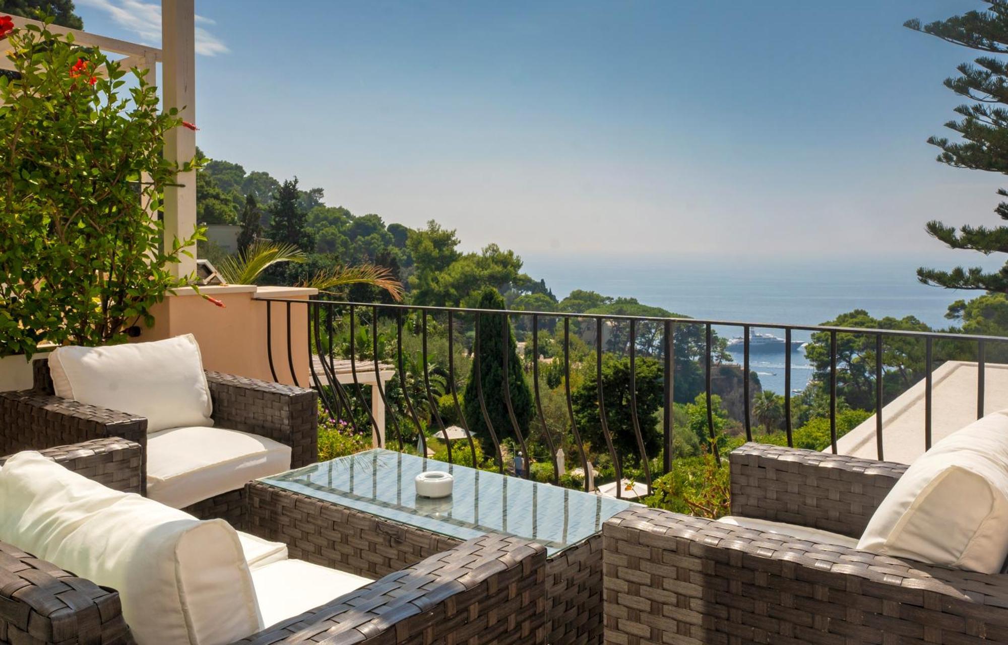 Hotel La Vega 4*