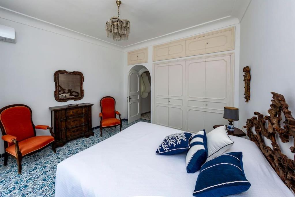 House Rosa Blu Capri