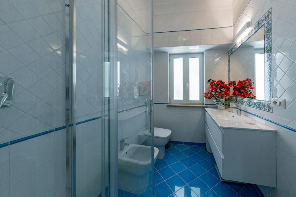House Rosa Blu