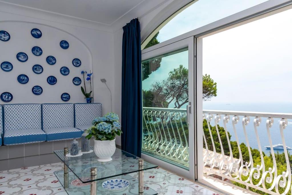 House Rosa Blu * Capri
