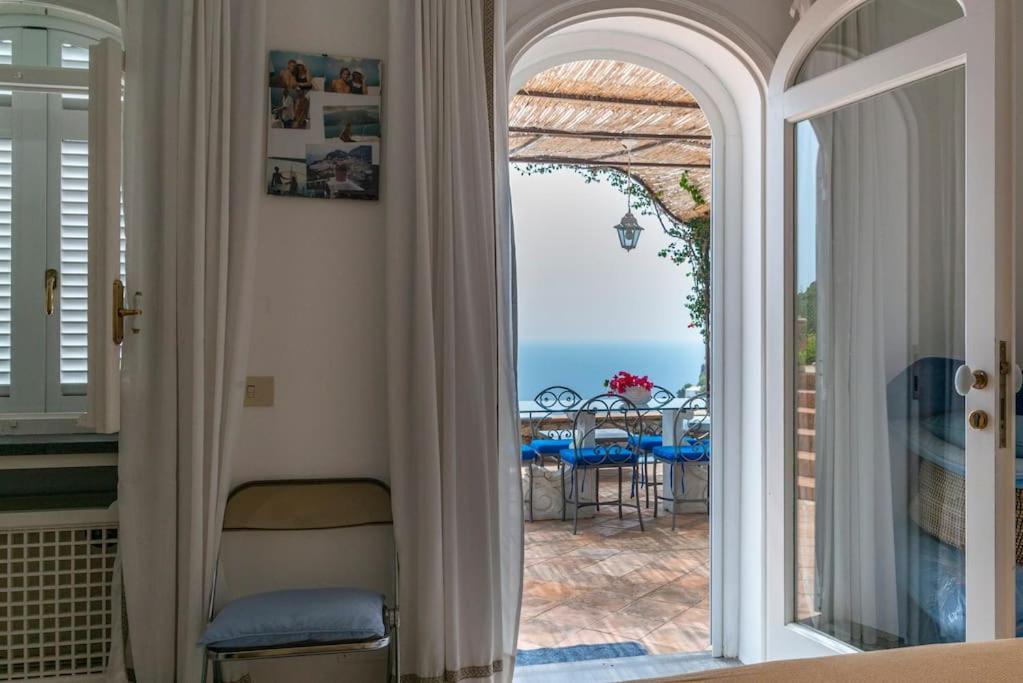Casa vacanze Beautiful With View In The Heart Of Capri