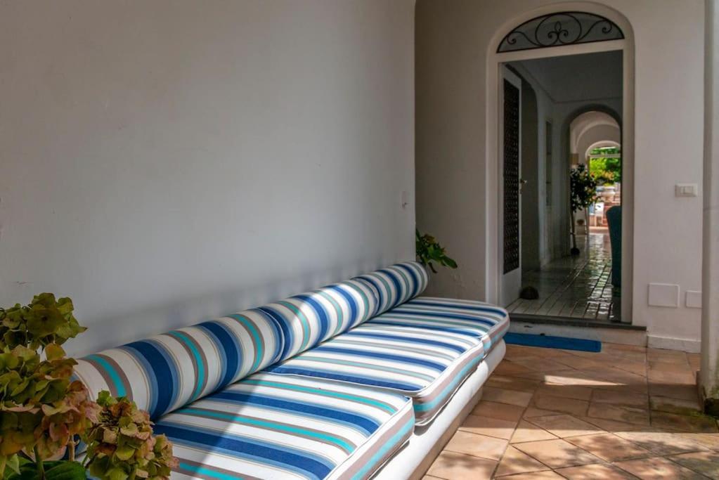 Beautiful With View In The Heart Of Casa vacanze