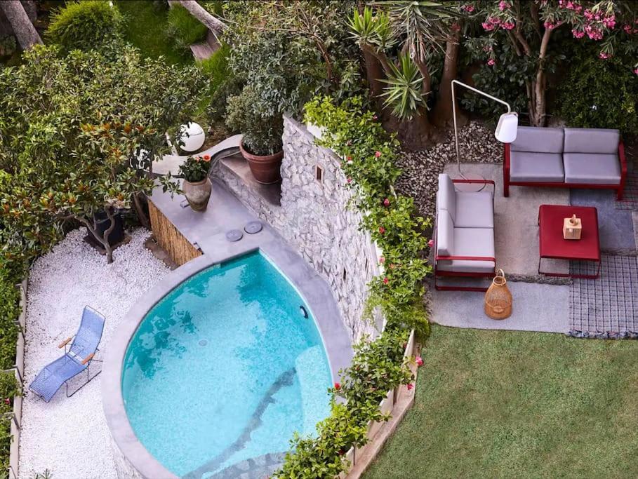 Villa Cisterna Capri, Private Front With Pool Capri