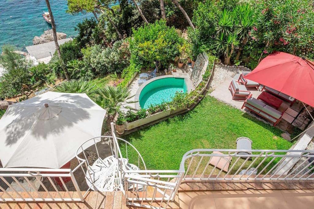 Villa Cisterna Capri, Private Front With Pool