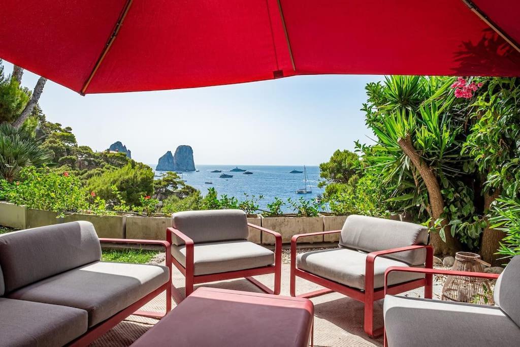Cisterna Capri, Private Front With Pool *