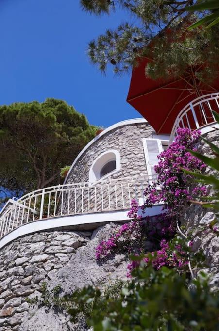 Villa Cisterna Capri, Private Front With Pool Capri