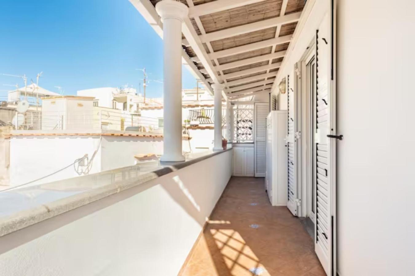 Boutique Capri