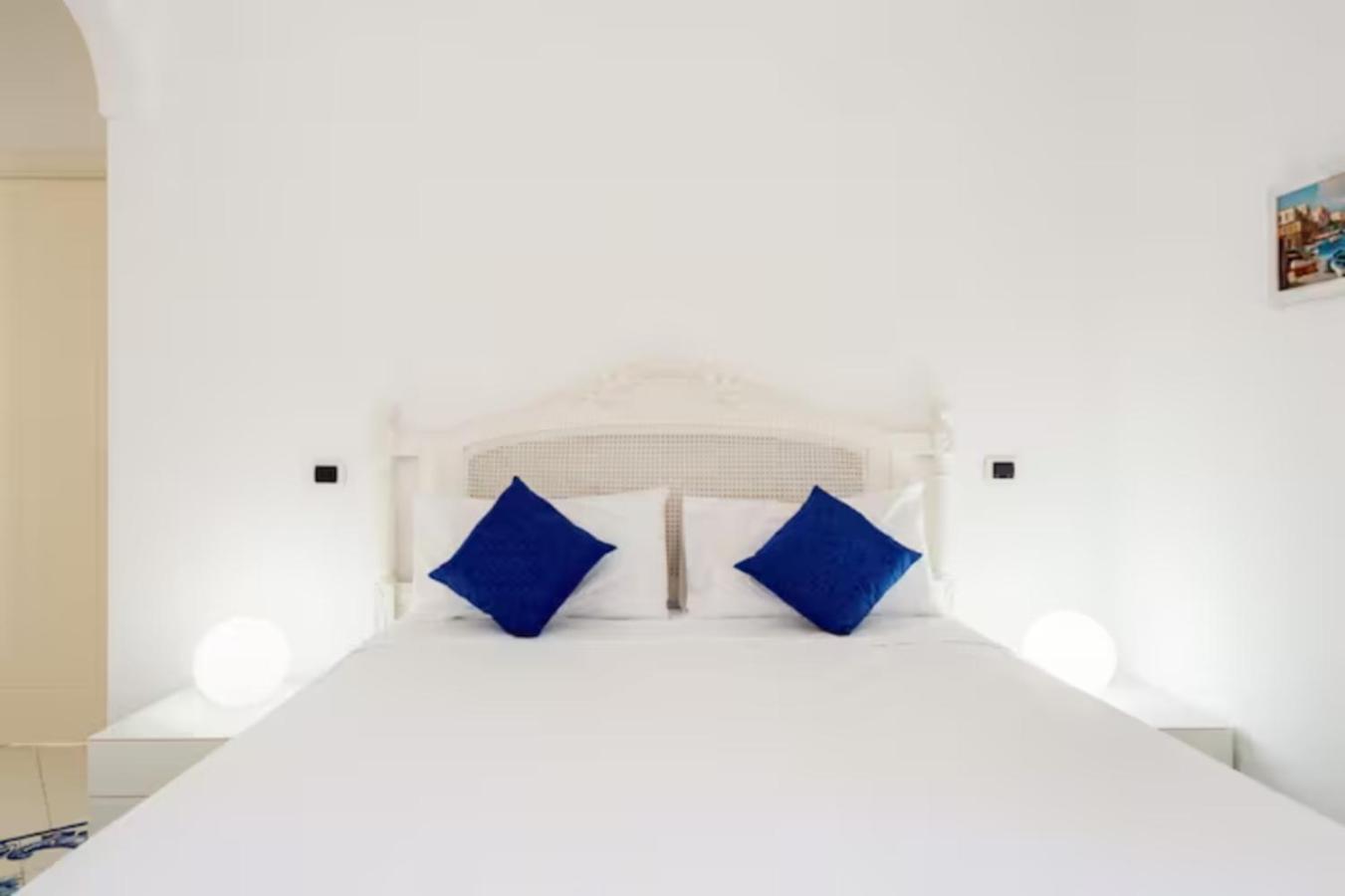 Boutique * Capri