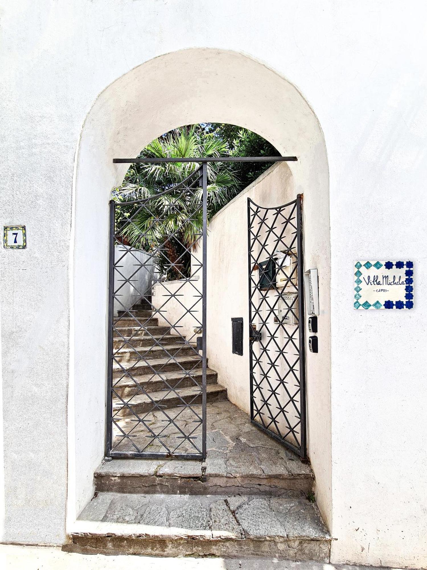 Tila, Jacuzzi, Patio, 4 Sleeps Capri
