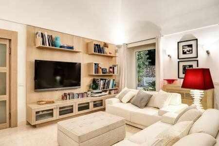 Gocce Villas - Villa Bouganvillea Superb Capri Villa With Views Pousada